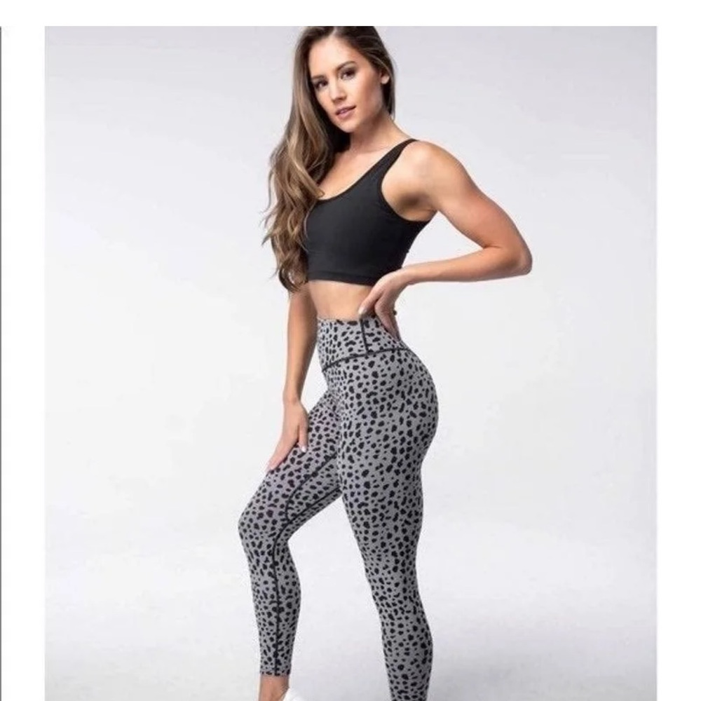 Balance athletica kingdom collection leggings
